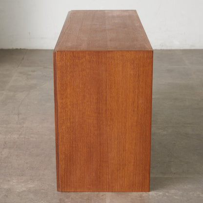 Form FIVE キャビネット