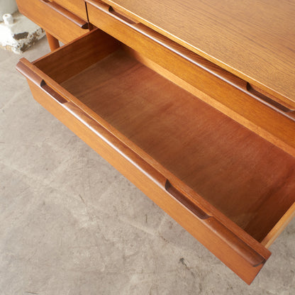 ヴィンテージ サイドボード