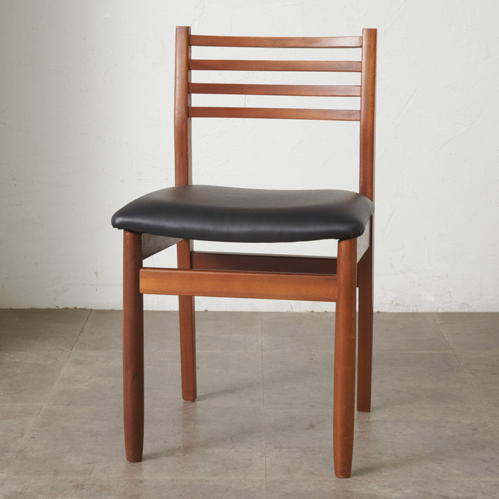 英国ヴィンテージ ラダーバック ダイニングチェア / 張替済