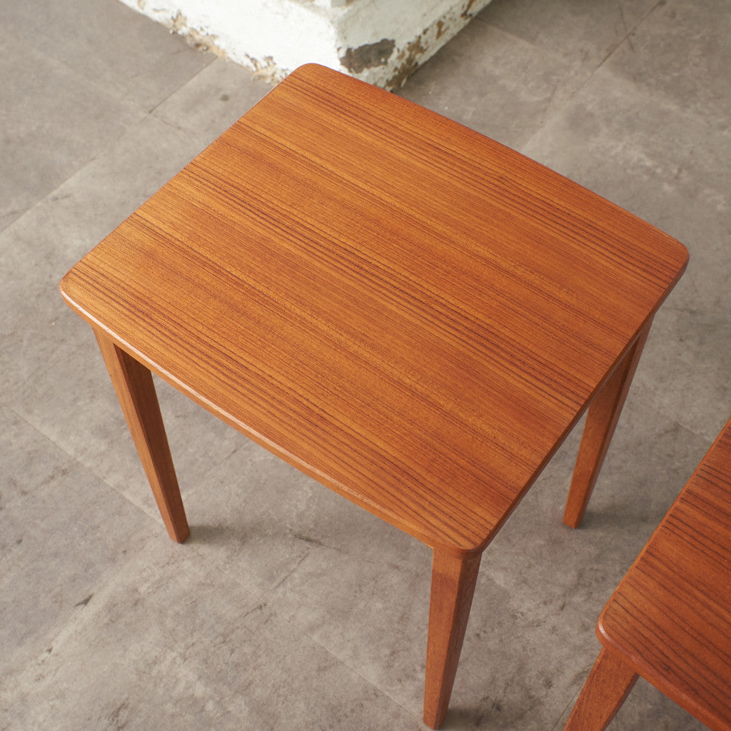 英国ヴィンテージ ネストテーブル