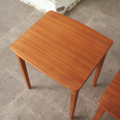 英国ヴィンテージ ネストテーブル