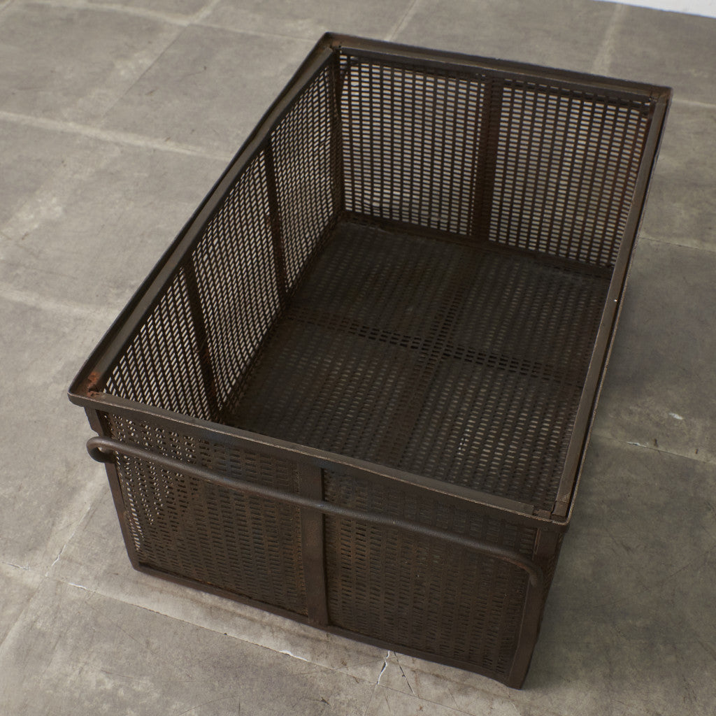 ヴィンテージ メタル メッシュバスケット