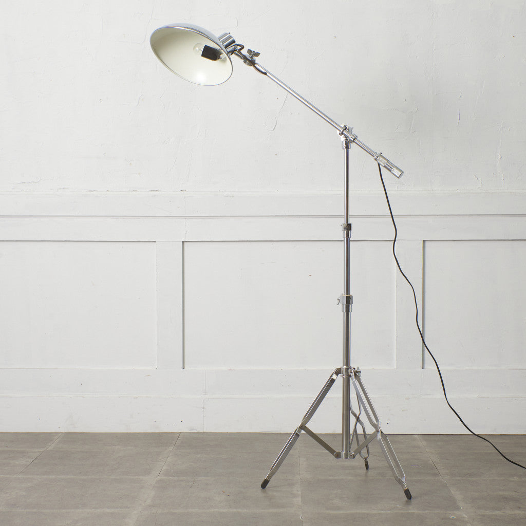 エグゼクティブ フロアランプ