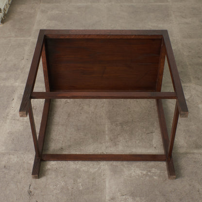 英国クラシック アーツアンドクラフツ様式 サイドテーブル