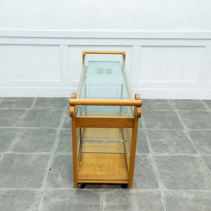 キャスター付きショーケース