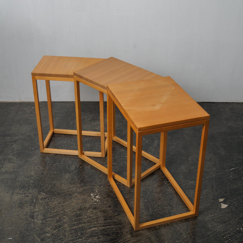 Trio ネストテーブル