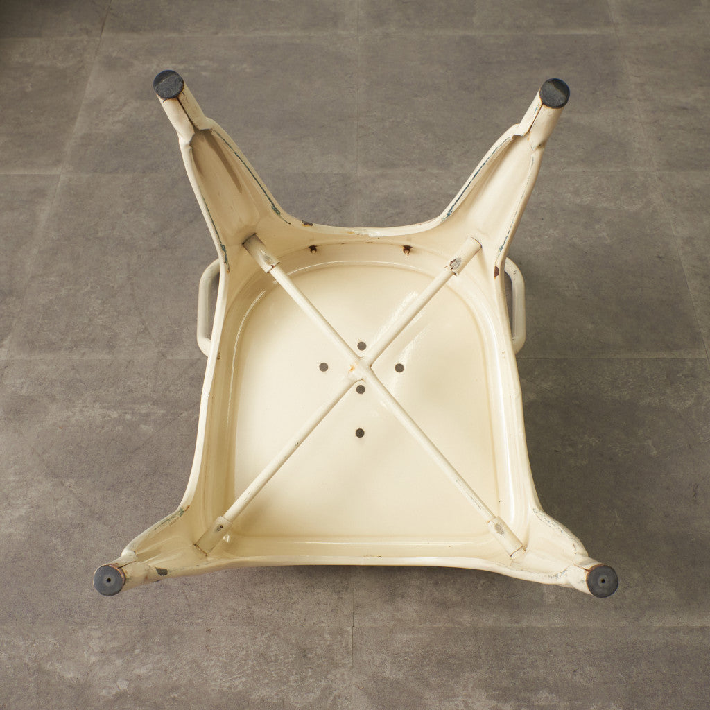A-CHAIR