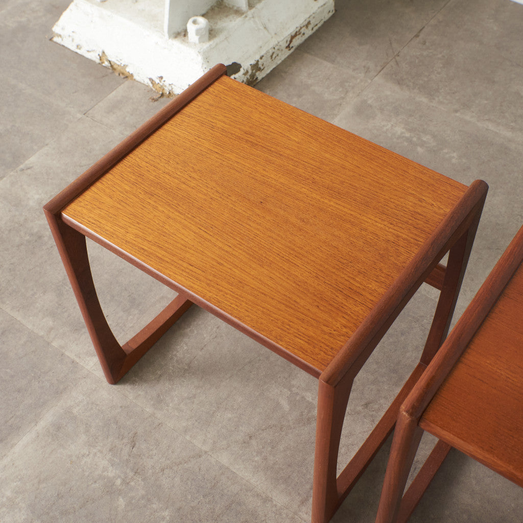 Quadrille ヴィンテージ ネストテーブル