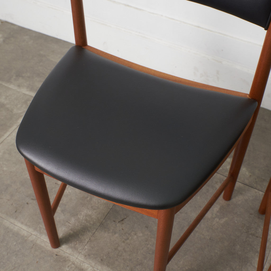 ダイニングチェア 4脚セット / 張替済