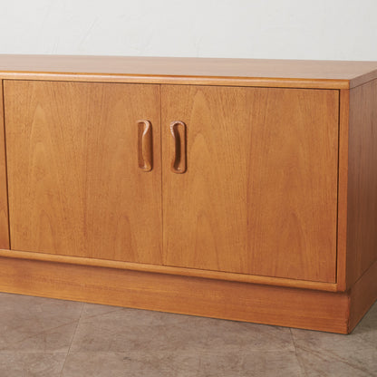 Fresco ヴィンテージ サイドボード