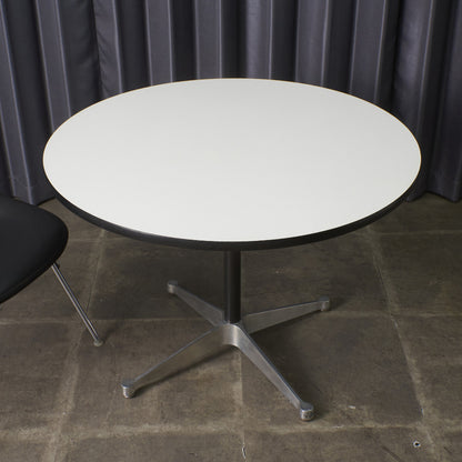 イームズ コントラクトベース ラウンドテーブル