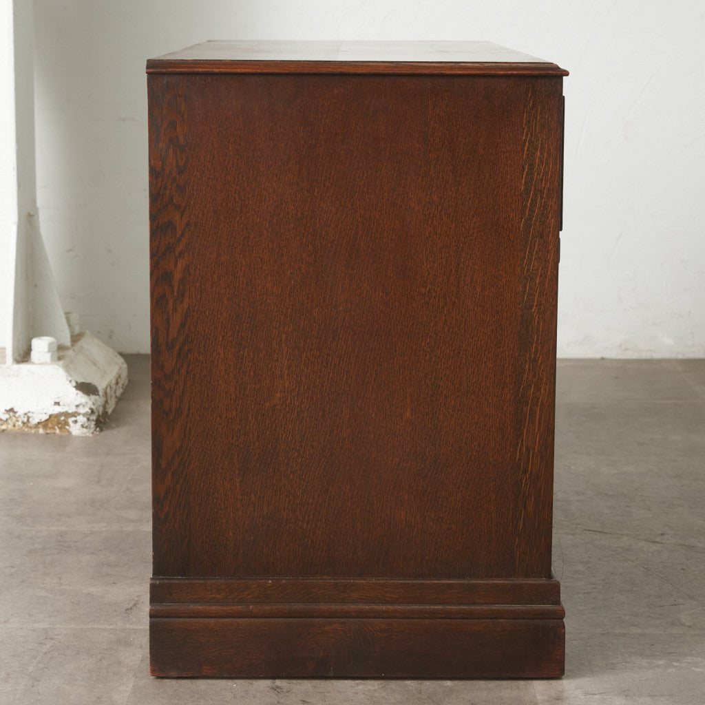 英国クラシック 3段チェスト