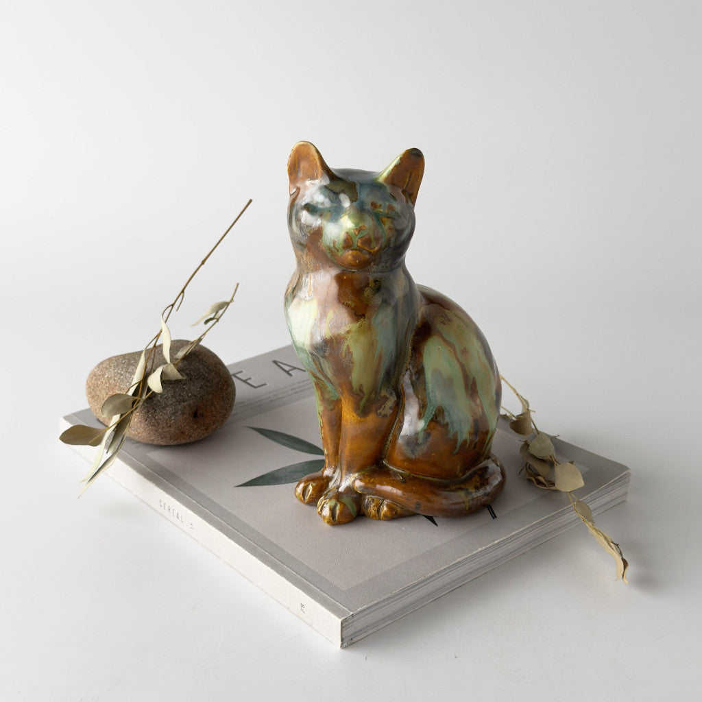 英国ヴィンテージ 猫のフィギュリン