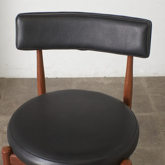 サーキュラーチェア