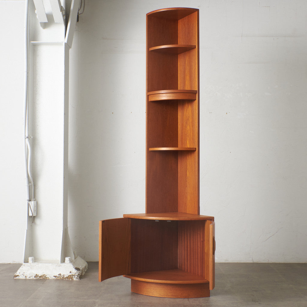 Fresco コーナーキャビネット – rocca rocca