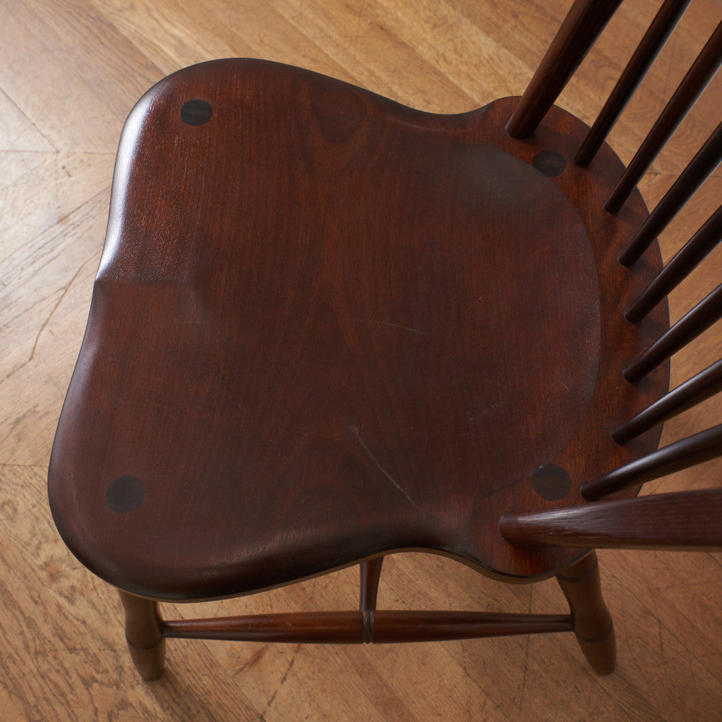 #72 リーチ型チェア