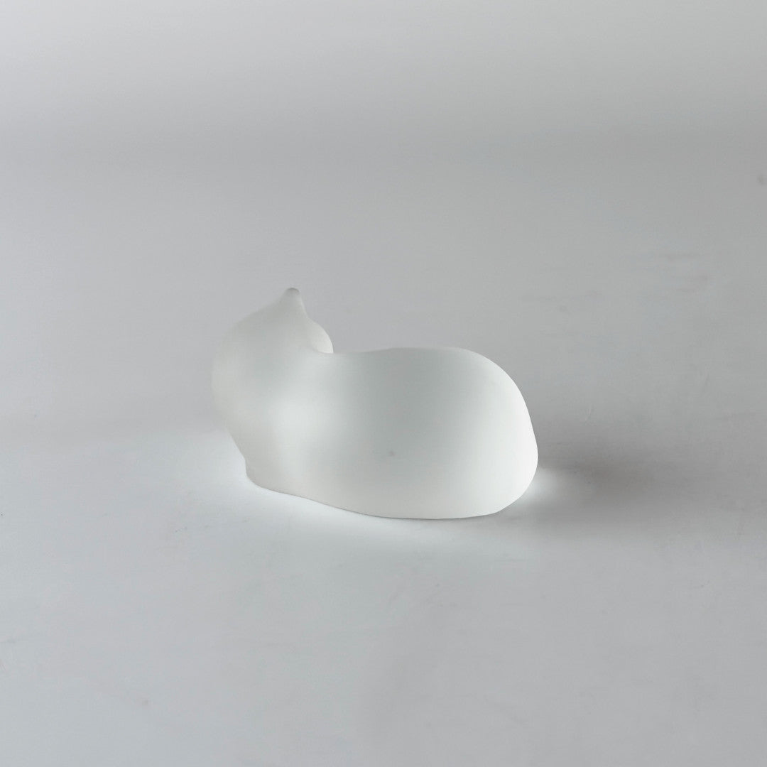 ヴィンテージ 猫のフィギュリン