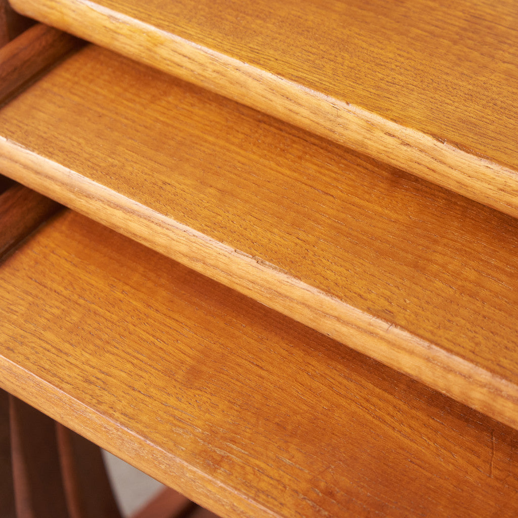 Quadrille ヴィンテージ ネストテーブル