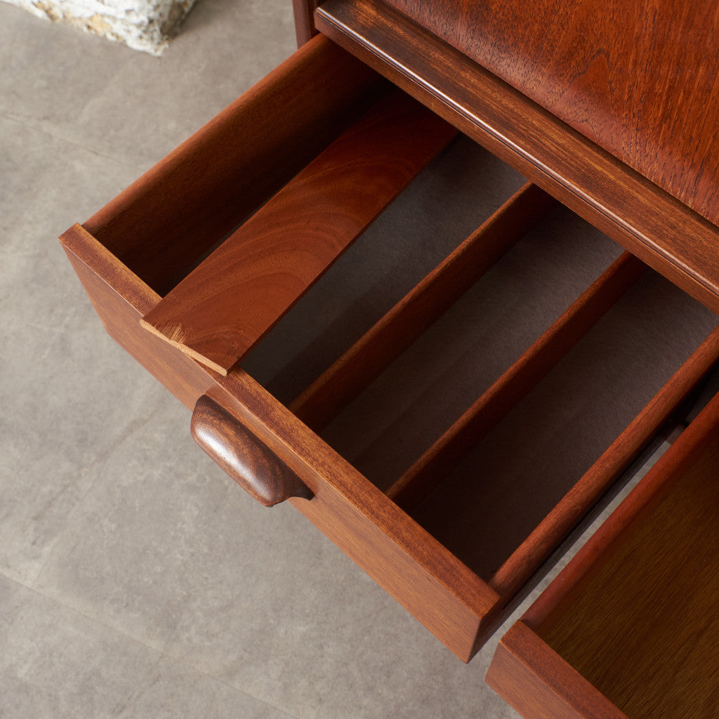 Brasilia サイドボード (4057)