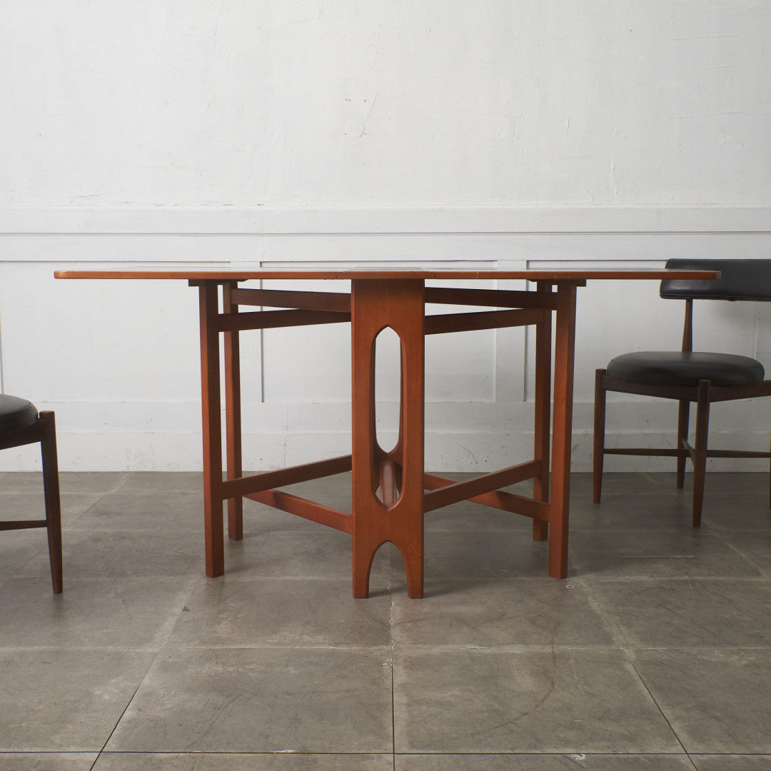 ドロップリーフゲートレッグテーブル