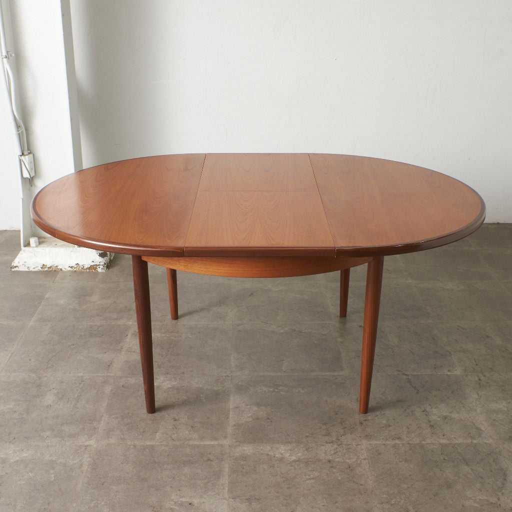 エクステンション ラウンドダイニングテーブル