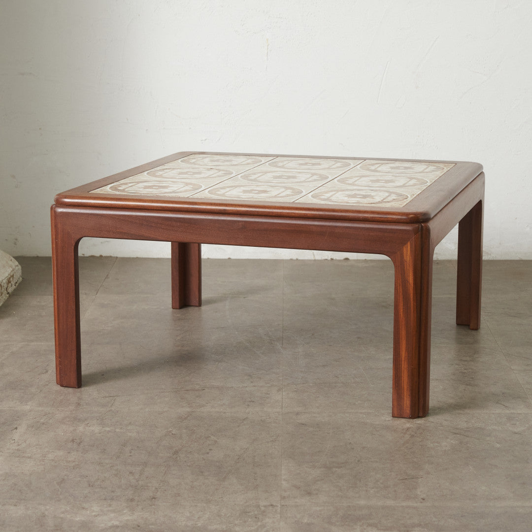 タイルトップ コーヒーテーブル – rocca rocca