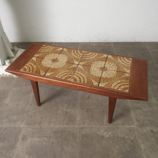 ヴィンテージ タイルトップ コーヒーテーブル
