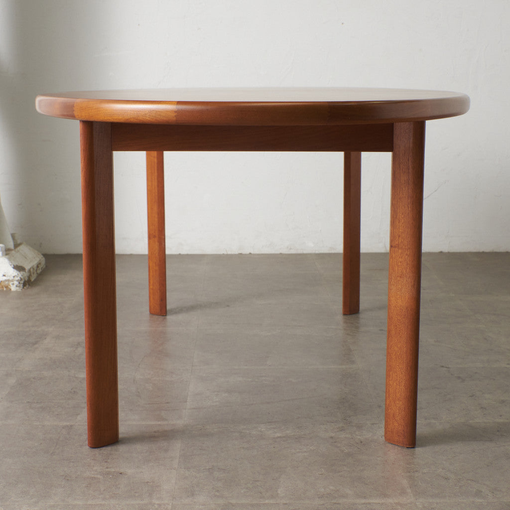 ヴィンテージ オーバルダイニングテーブル