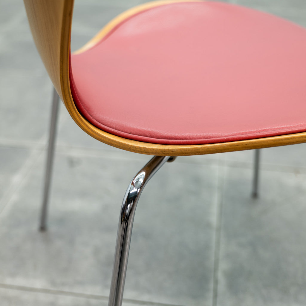 セブンチェア / フロントパディング