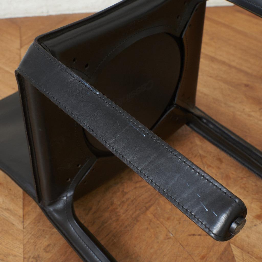 412 CAB アームレスチェア