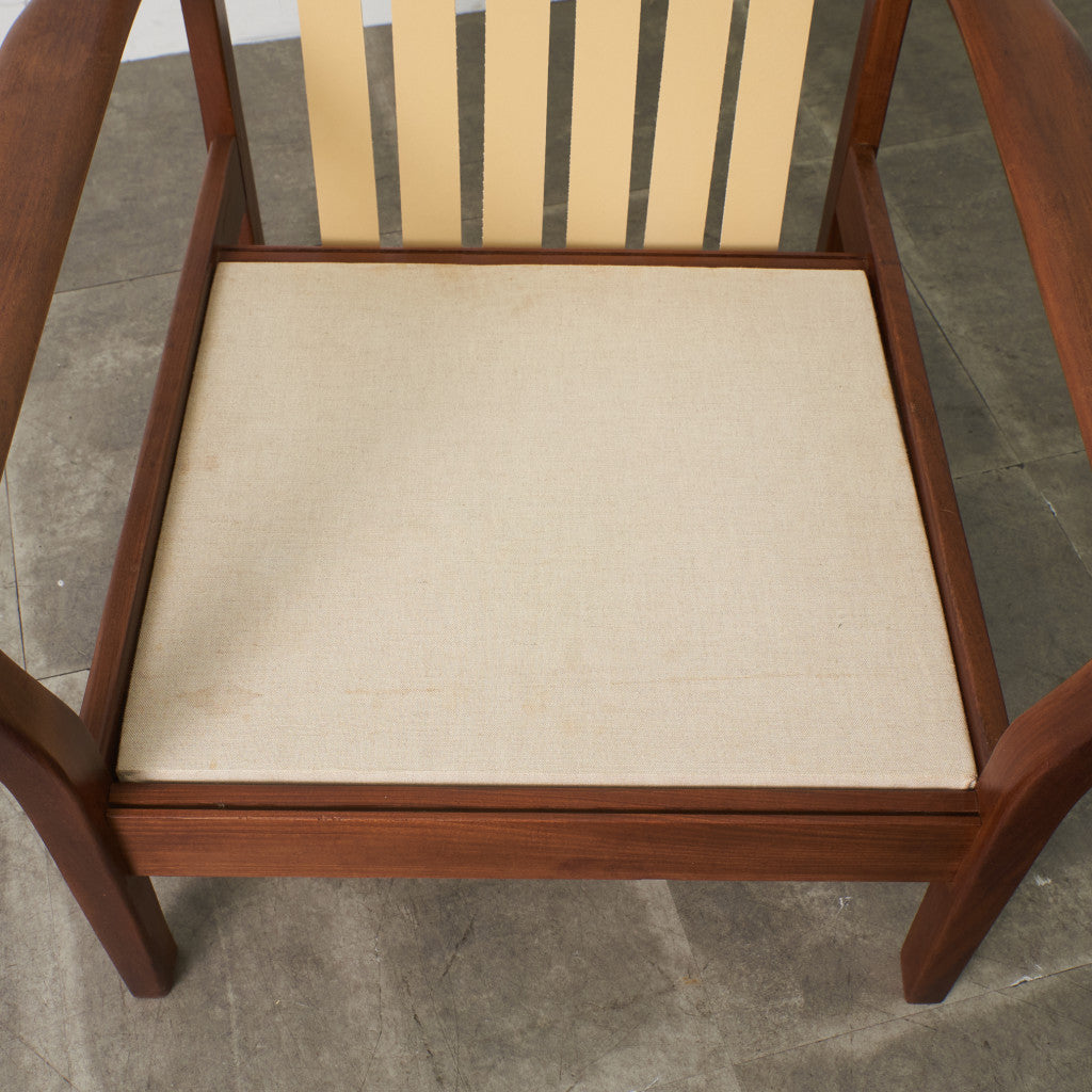 イギリスヴィンテージ アームチェア / 張替済