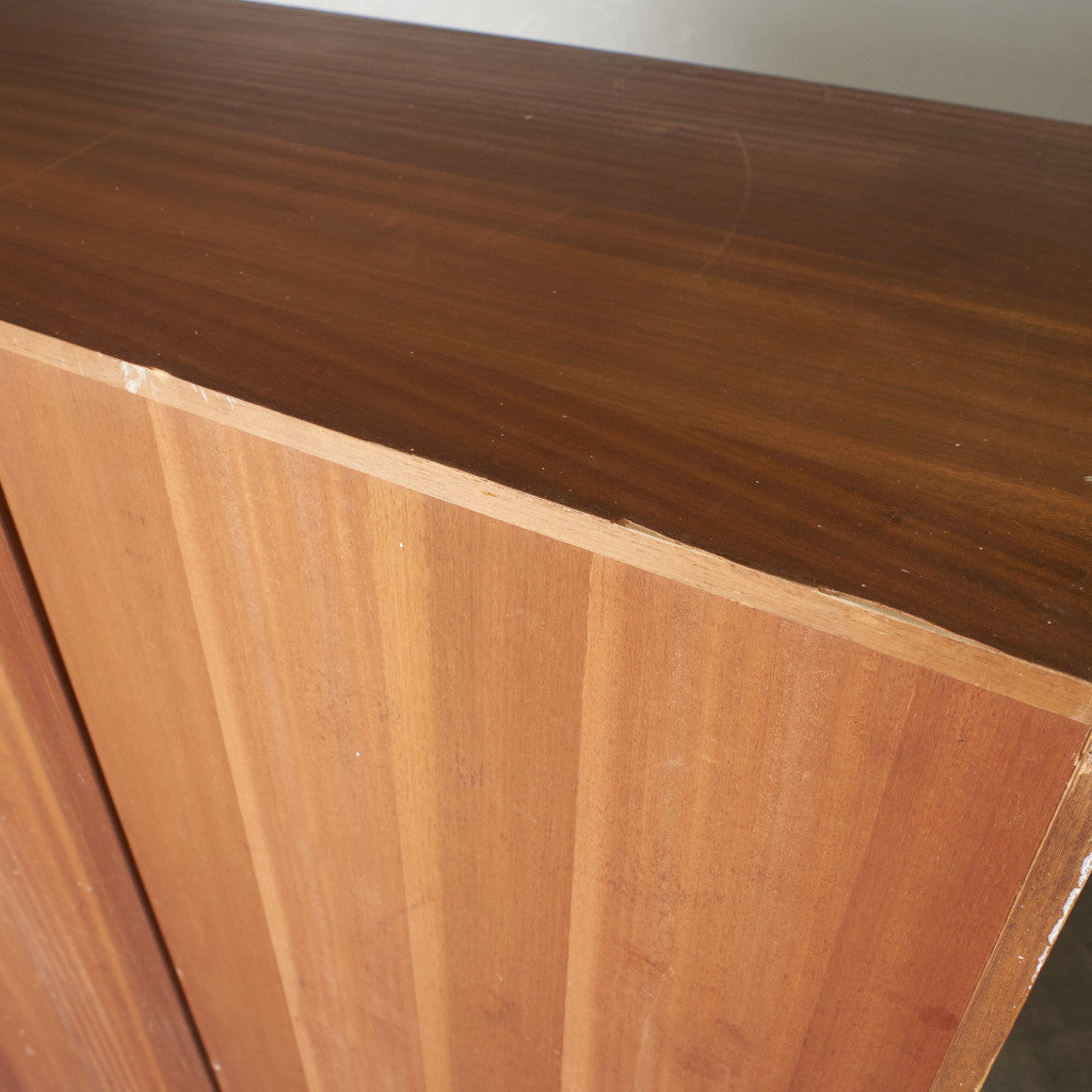 Danish ワードローブ