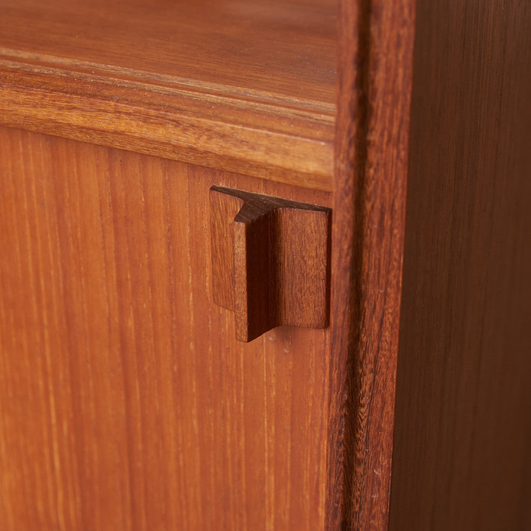 MULTI-WIDTH ガラスキャビネット