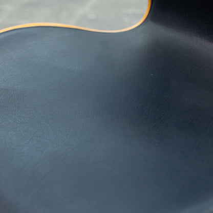 セブンチェア / フロントパディング