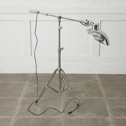 エグゼクティブ フロアランプ