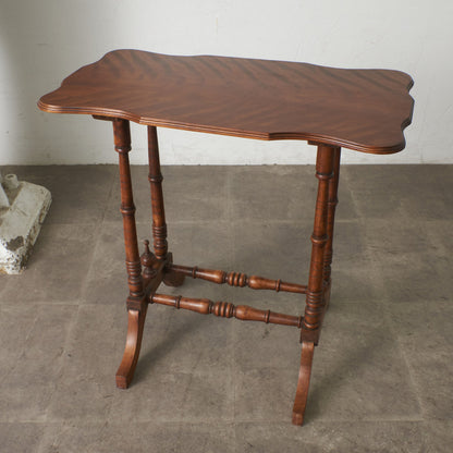 英国アンティーク サイドテーブル