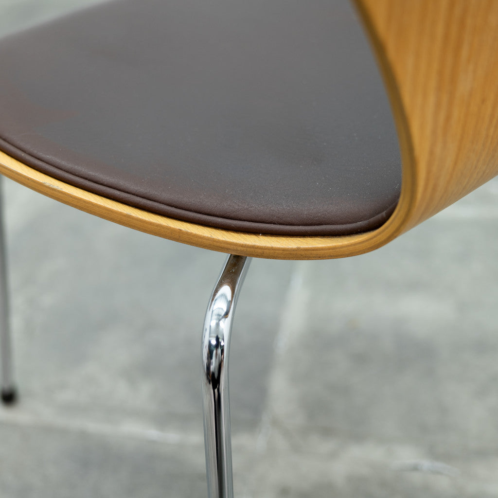 セブンチェア / フロントパディング