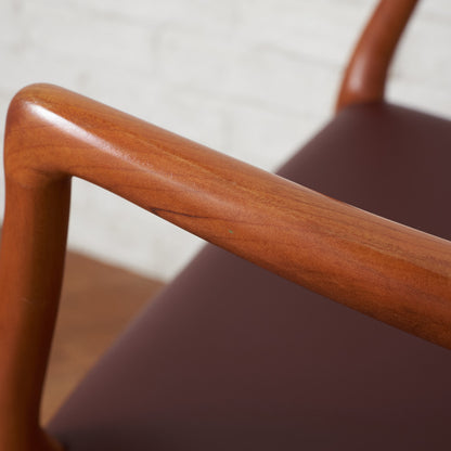 No.62 チェア (チェリー×本革) / 張替済