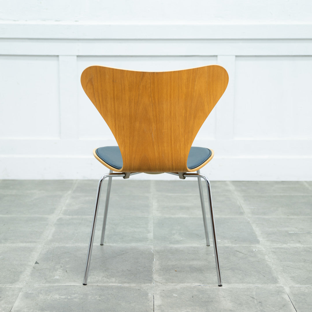 セブンチェア / フロントパディング