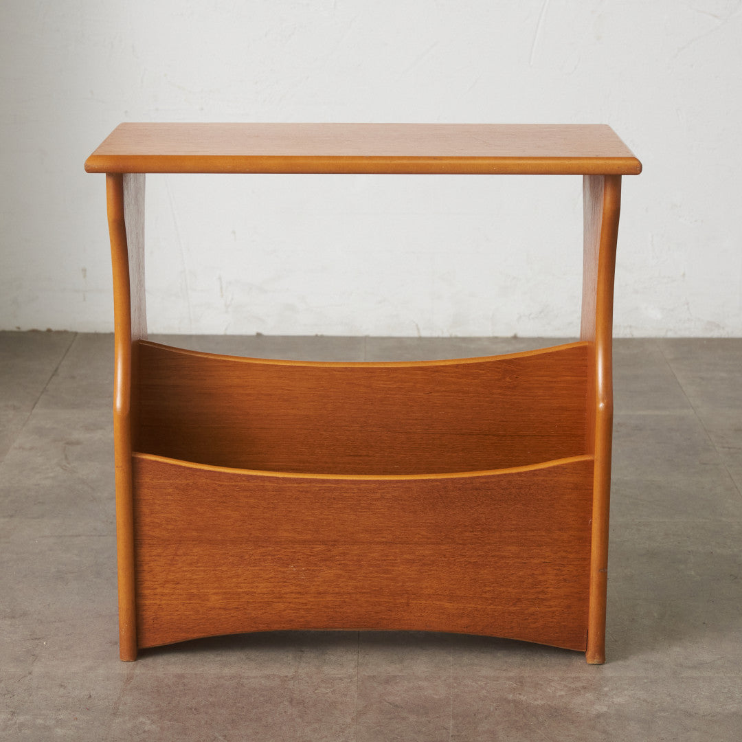 英国ヴィンテージ マガジンラック付き サイドテーブル – rocca rocca