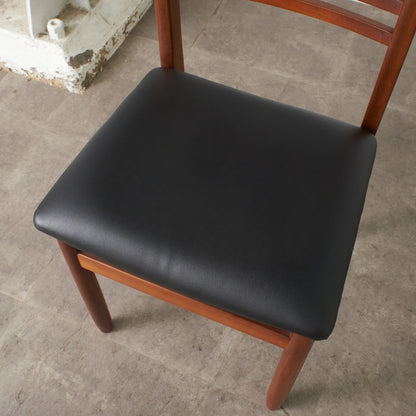 英国ヴィンテージ ラダーバック ダイニングチェア / 張替済