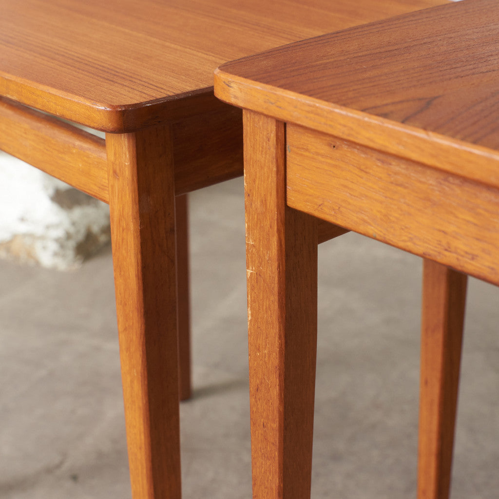 英国ヴィンテージ ネストテーブル