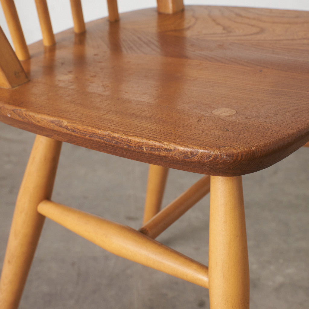 4本スポーク フープバックチェア｜アーコール ERCOL｜ルシアン