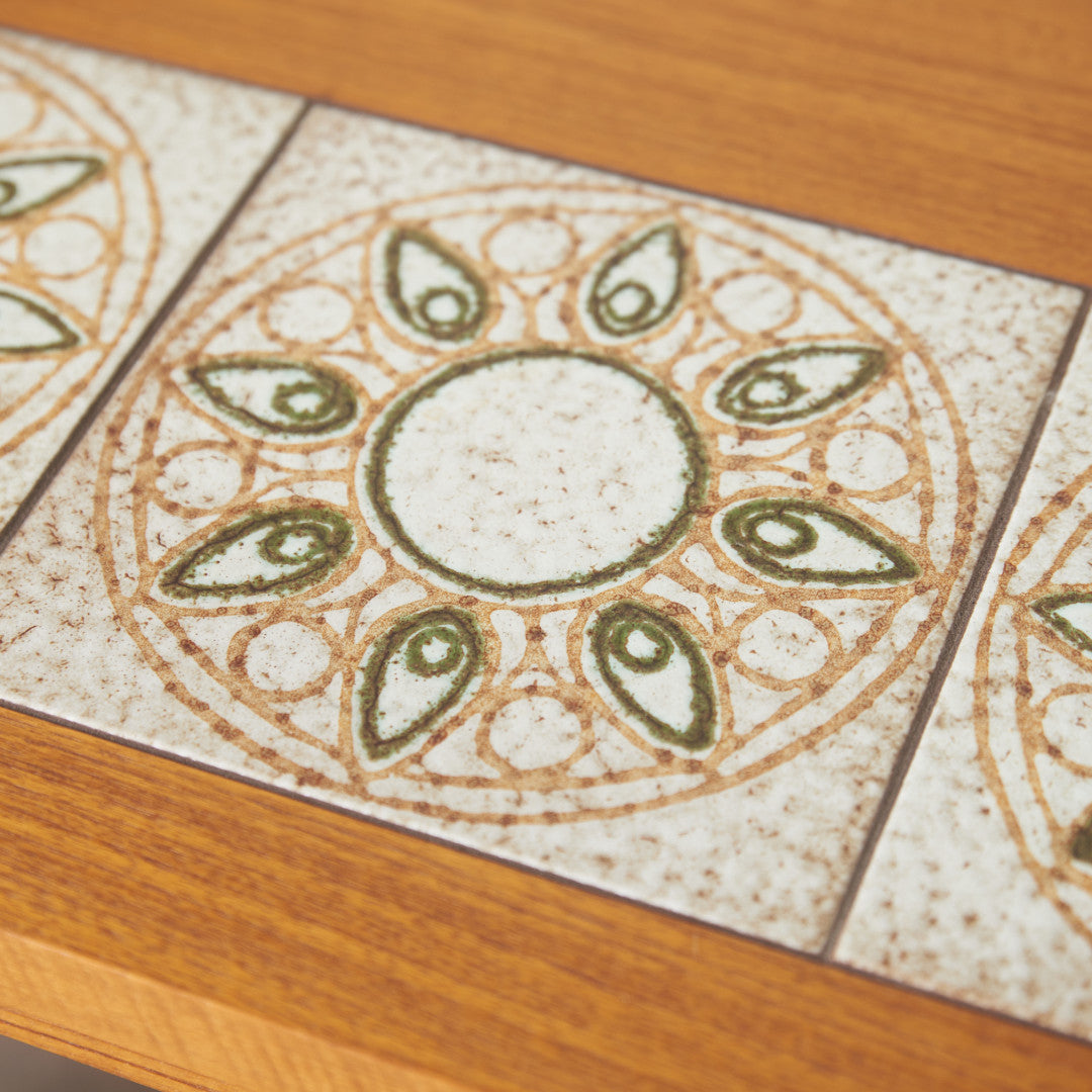 ヴィンテージ タイルトップ コーヒーテーブル