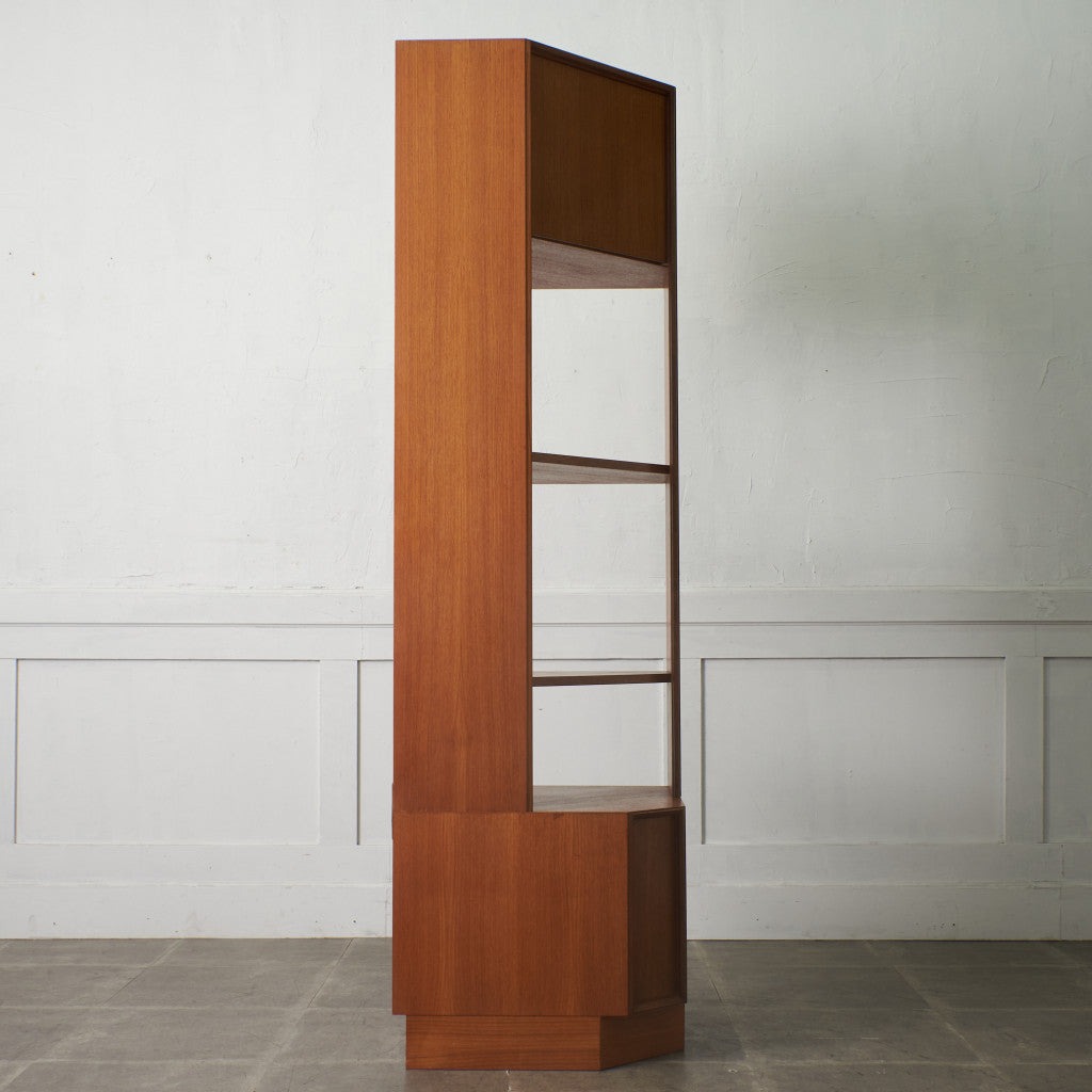 Form FIVE ウォールユニット 凹型コーナーキャビネット – rocca