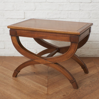 TRIUNE サイドテーブル