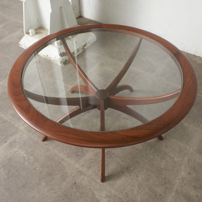 スパイダーコーヒーテーブル