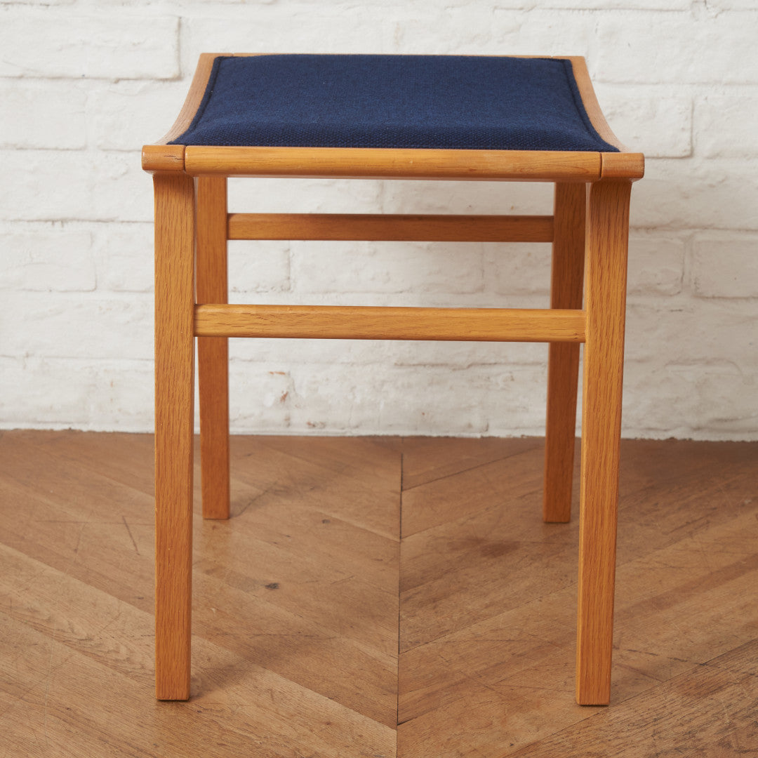 ヴィンテージ スツール　ローズ柄 Rosewood Stool Ottoman / Gaston y Daniela / ローズウッド