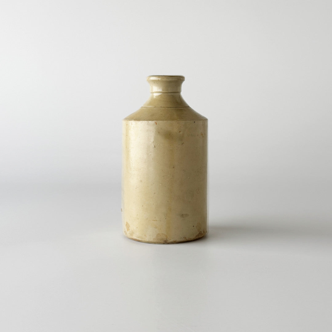 英国アンティーク ボトル