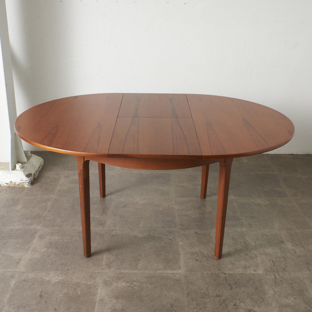 【極美品】ネイサン Nathan エクステンション ラウンドダイニングテーブル Nathan ネイサン エクステンション ラウンド ダイニングテーブル03